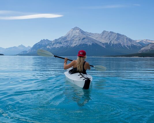 Jak się nazywa kajak turystyczny?
