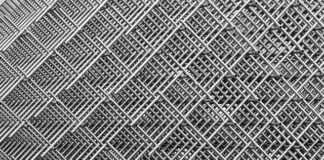 Jak założyć siatkę na obręcz?